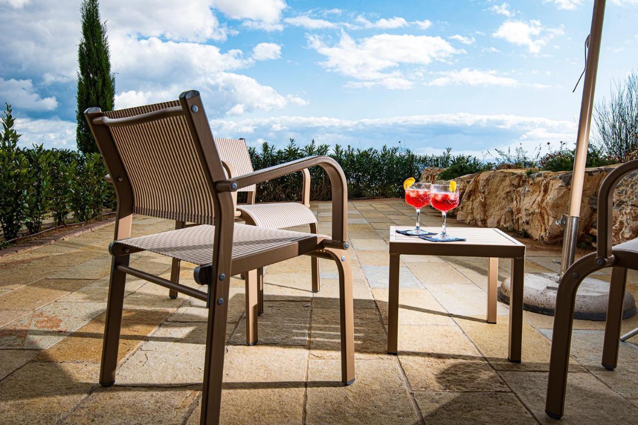 Castello Bonaria Wine & Spa Resort Campiglia Marittima Exterior foto